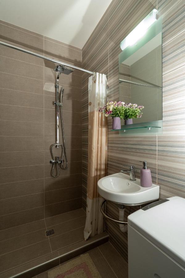 Comfy & Stylish Apt In Ioannina Lägenhet Exteriör bild